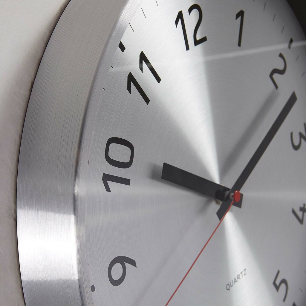 clock Anversa Calypso 777R82 AV 2